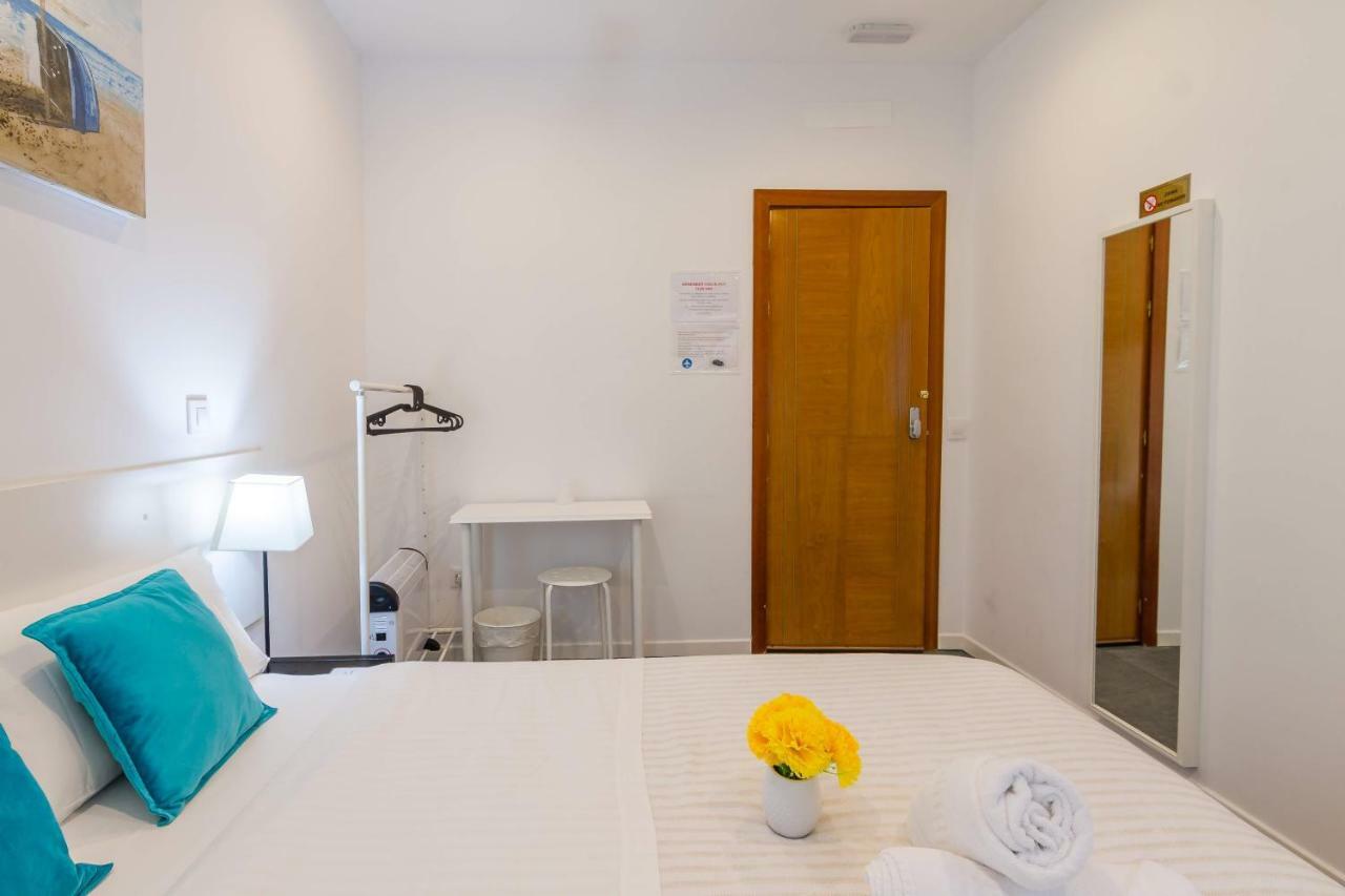 Hotel A&Z Javier Cabrini Madrid Exterior foto
