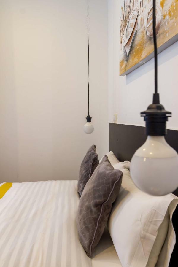 Hotel A&Z Javier Cabrini Madrid Exterior foto