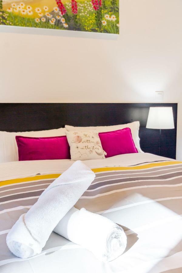 Hotel A&Z Javier Cabrini Madrid Exterior foto